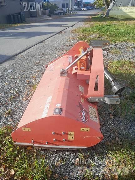 Kuhn BKE 180 Outros equipamentos de forragem e ceifa