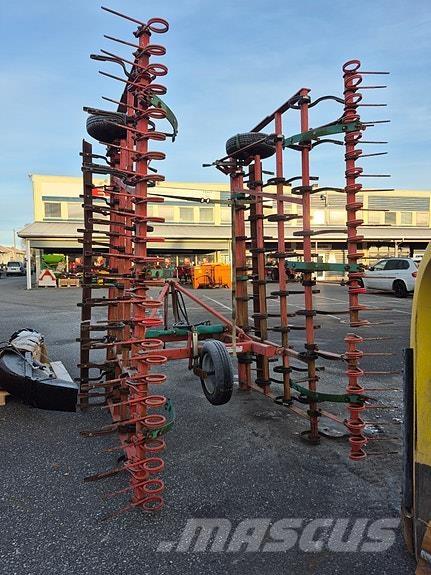 Kverneland  Outras máquinas de lavoura e acessórios