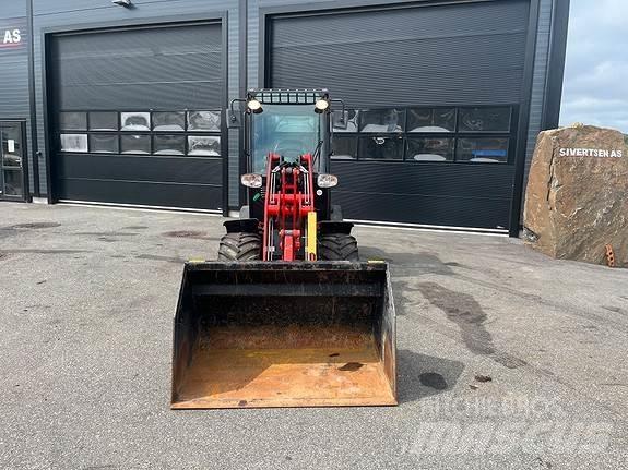 Manitou MLA5-50H Pás carregadoras de rodas
