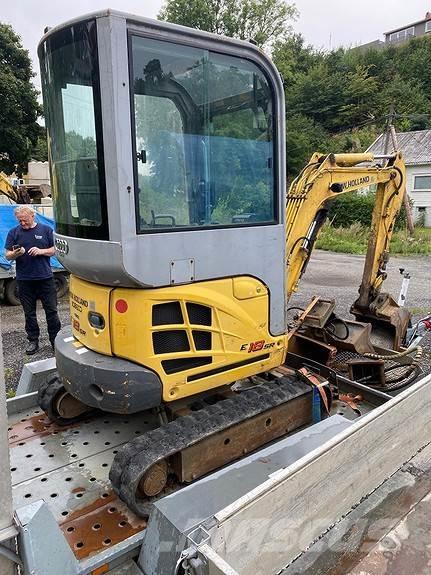 New Holland E18SR Mini Escavadoras <7t