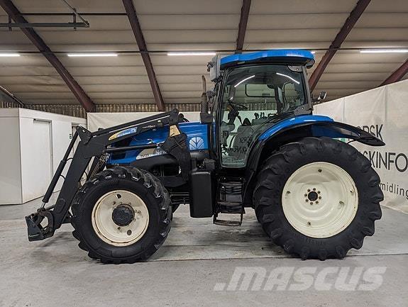 New Holland TS135A Tratores Agrícolas usados