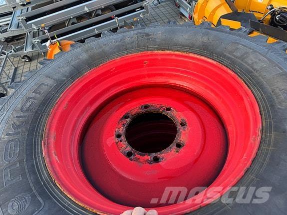 Nokian TRI 2 Outros limpa-neves e máquinas de limpeza viária