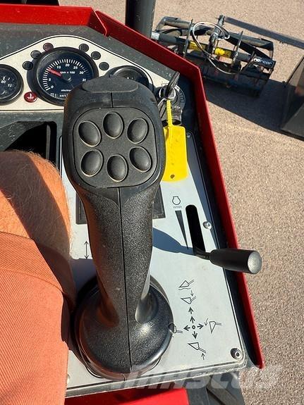 Norcar A7035 Carregadoras de direcção deslizante