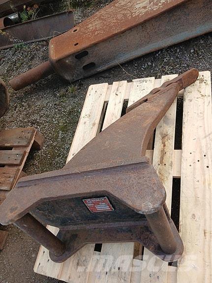  Ripper S-60 Outros componentes