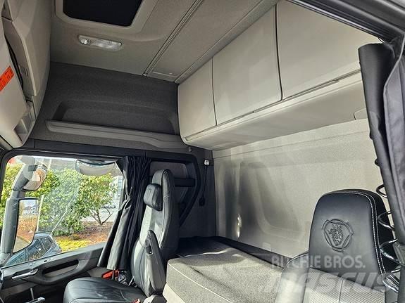Scania R560 A6x2NB Tractores (camiões)