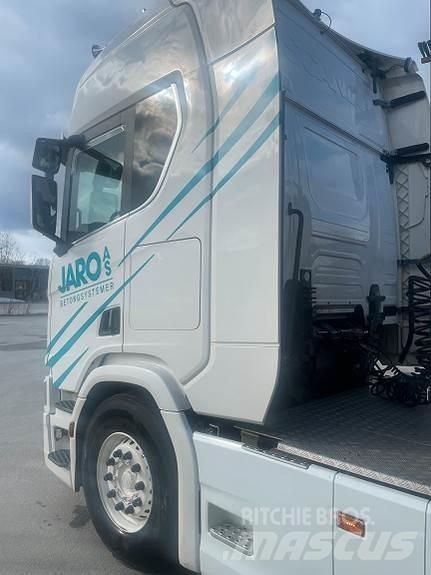 Scania R650 6X4 Tractores (camiões)