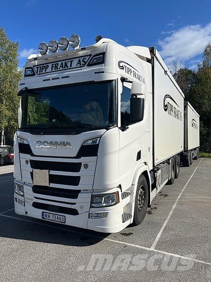 Scania R660 Camiões de caixa fechada