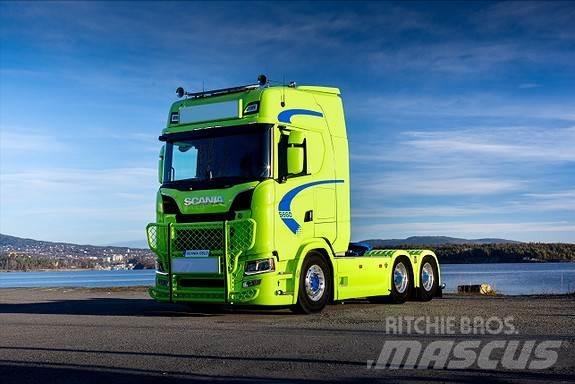 Scania S660A6x4NB Tractores (camiões)