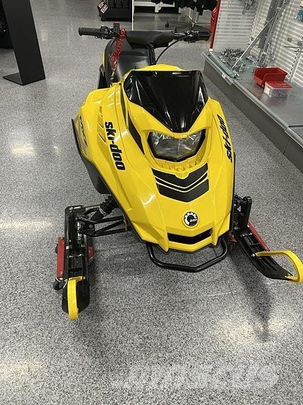 Ski-doo MXZ 120 Motas de Neve