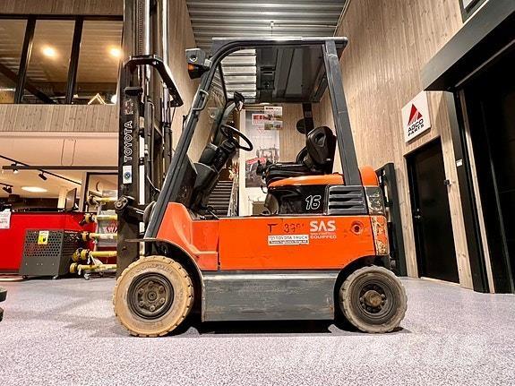 Toyota 7FBMF16 Empilhadores Diesel