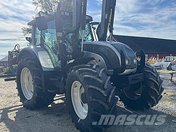 Valtra 142 Direct Tratores Agrícolas usados