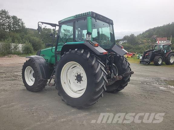 Valtra 6750-4 Tratores Agrícolas usados