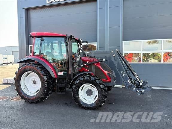 Valtra A 74 Tratores Agrícolas usados