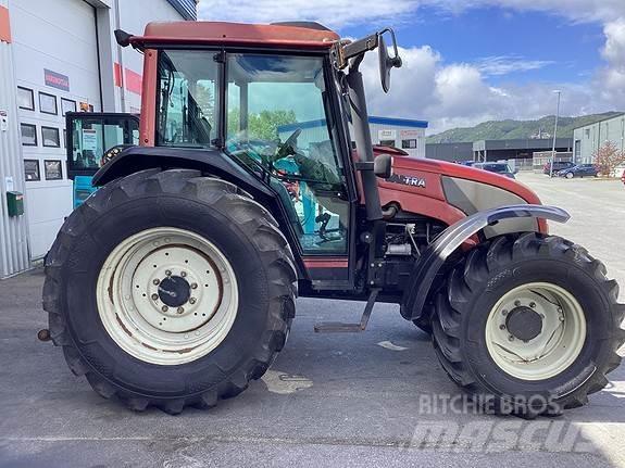 Valtra A 95-4 Tratores Agrícolas usados