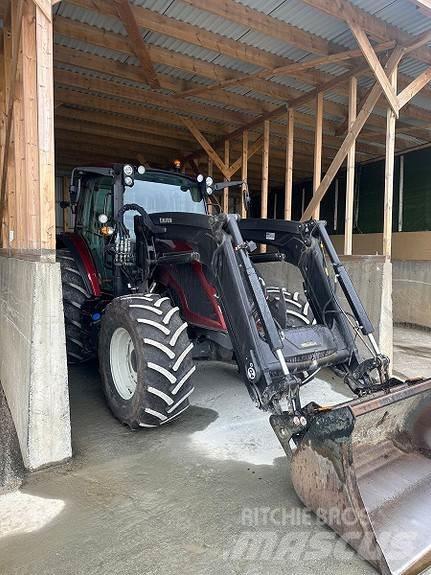 Valtra A105H4 Tratores Agrícolas usados
