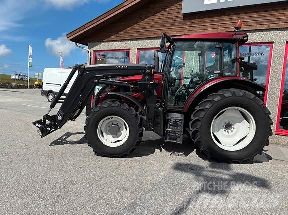 Valtra A114 Tratores Agrícolas usados