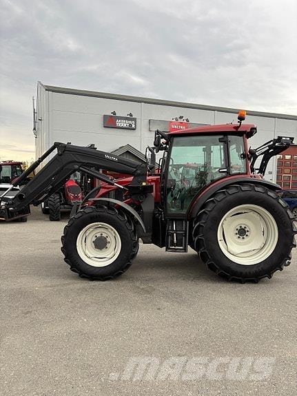 Valtra A134 Tratores Agrícolas usados