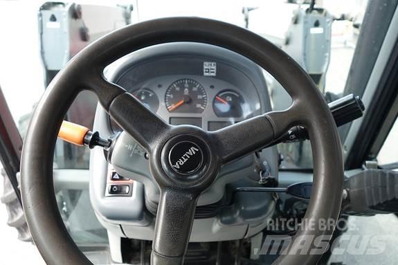 Valtra A83 Tratores Agrícolas usados