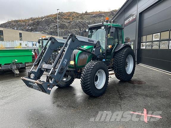 Valtra A83 Tratores Agrícolas usados