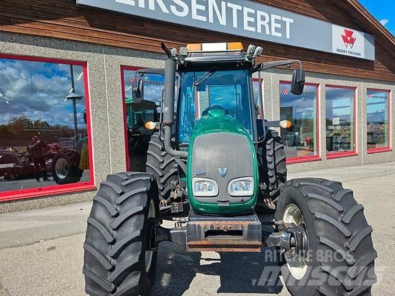 Valtra A92 Tratores Agrícolas usados