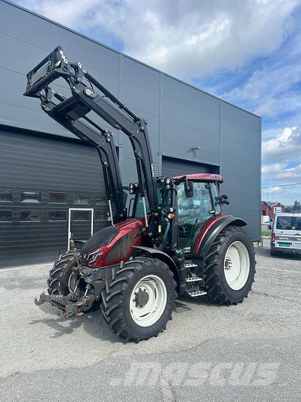 Valtra G115 Active Tratores Agrícolas usados