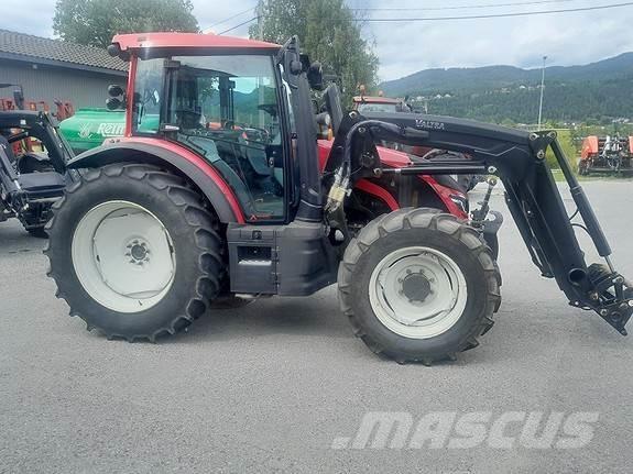 Valtra G135 Active Tratores Agrícolas usados