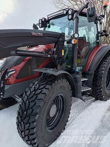Valtra G135 Aktive Tratores Agrícolas usados