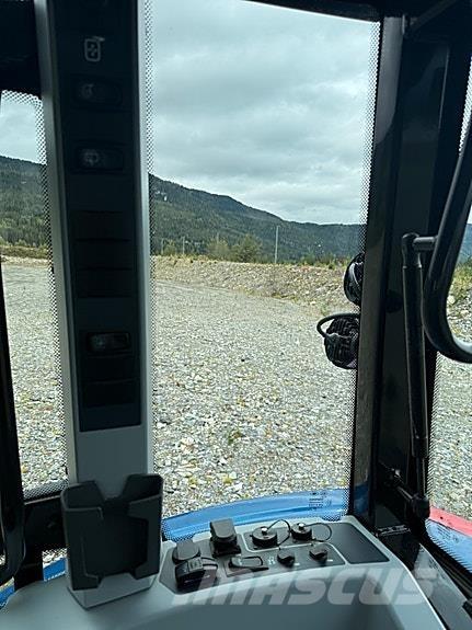 Valtra G135V Tratores Agrícolas usados