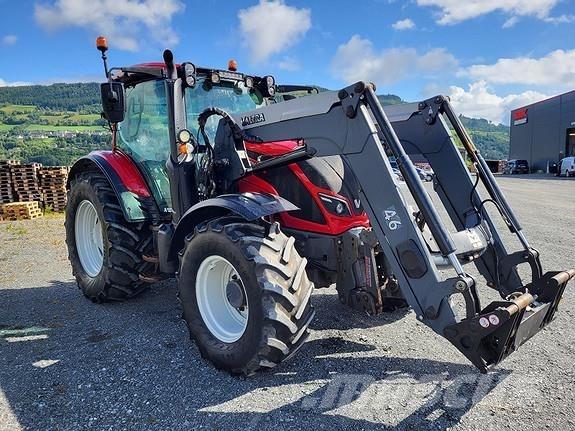 Valtra N 104 H5 Tratores Agrícolas usados