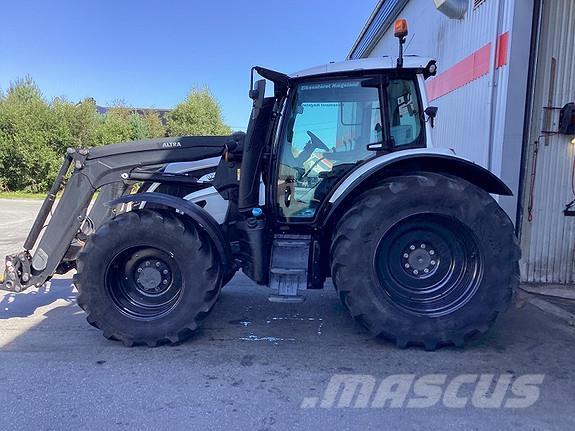 Valtra N 114E Tratores Agrícolas usados