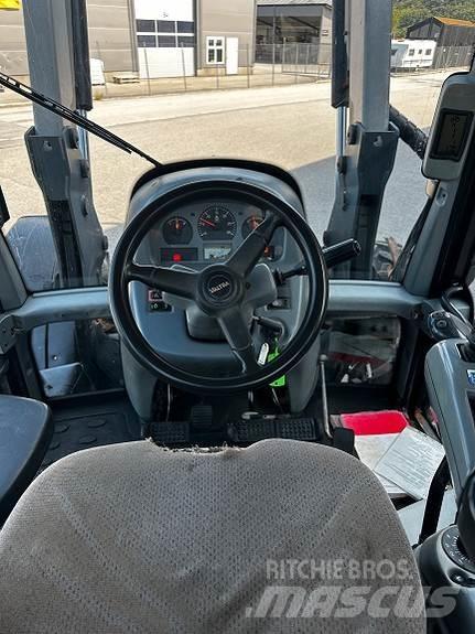 Valtra N 121 Tratores Agrícolas usados