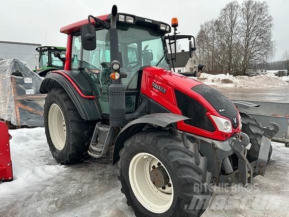 Valtra N103 Tratores Agrícolas usados