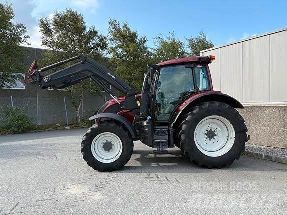 Valtra N114 Tratores Agrícolas usados