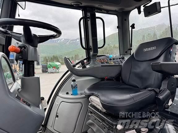 Valtra N122 Tratores Agrícolas usados