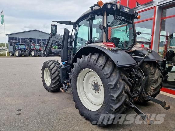 Valtra N155 Tratores Agrícolas usados