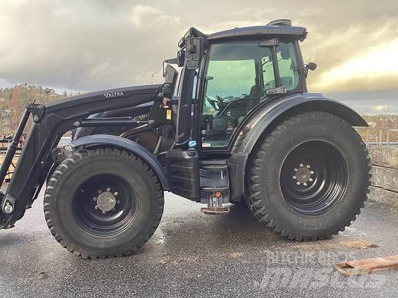 Valtra N174 Tratores Agrícolas usados