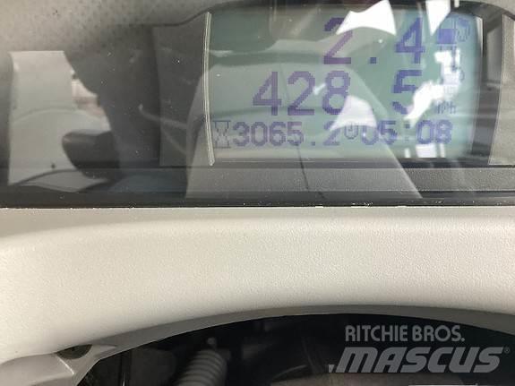 Valtra N174 Tratores Agrícolas usados