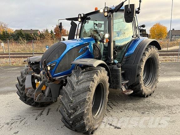 Valtra N174 Direct Tratores Agrícolas usados