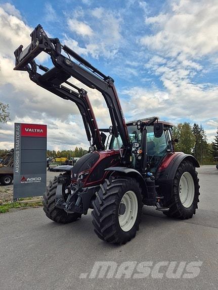Valtra N174V Tratores Agrícolas usados