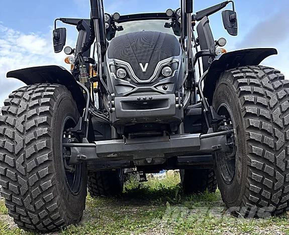 Valtra N175 Direct Tratores Agrícolas usados