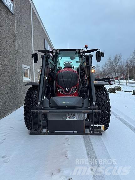 Valtra N175A Tratores Agrícolas usados