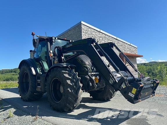 Valtra N175D Tratores Agrícolas usados
