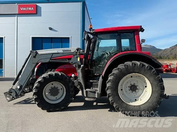 Valtra T 213 V Tratores Agrícolas usados