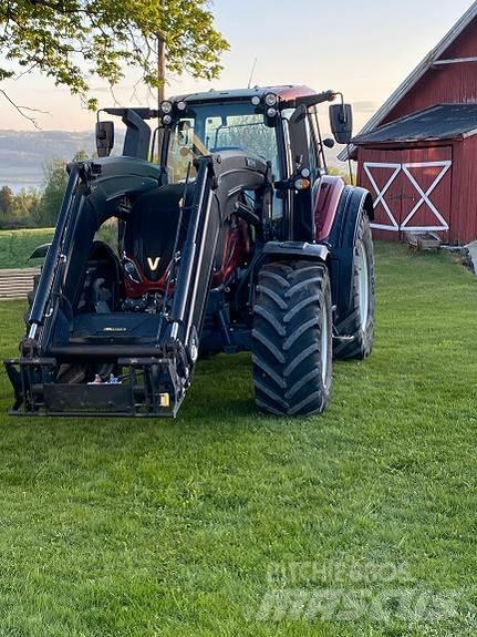 Valtra T174D Tratores Agrícolas usados