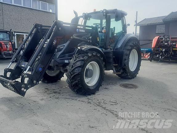 Valtra T174EA Tratores Agrícolas usados