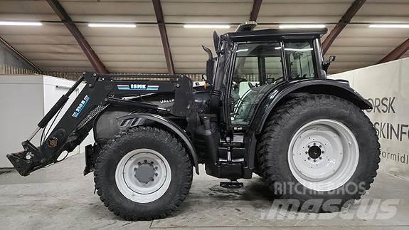 Valtra T182 Tratores Agrícolas usados