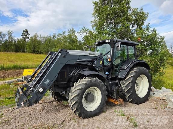 Valtra T193H Tratores Agrícolas usados
