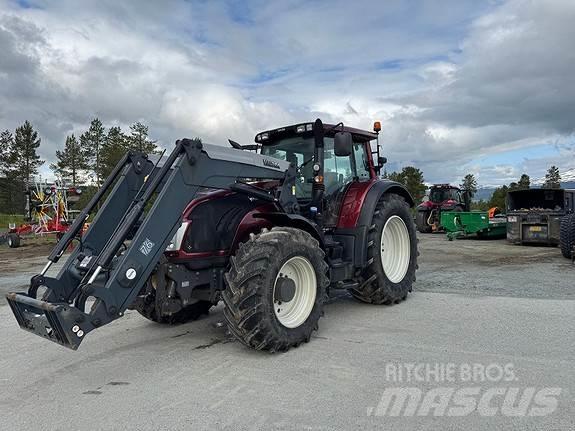 Valtra T203 Tratores Agrícolas usados
