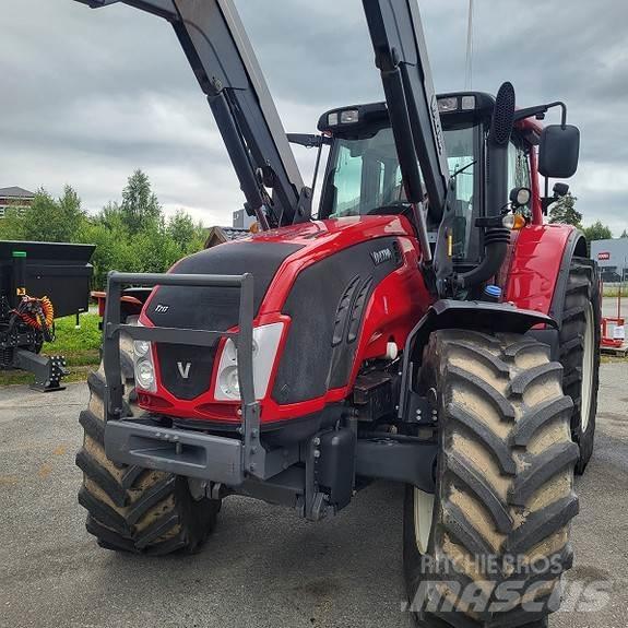 Valtra T213 VERSU Tratores Agrícolas usados
