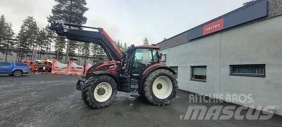 Valtra T234 Tratores Agrícolas usados